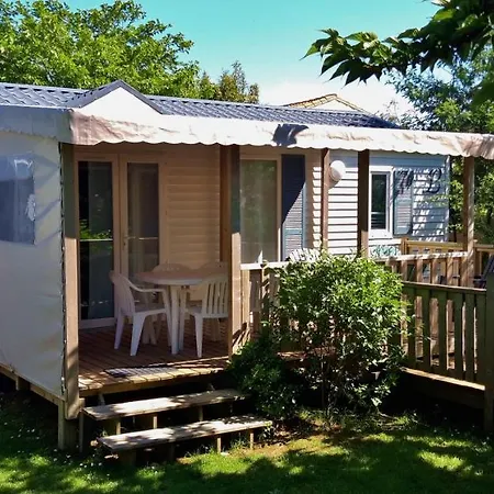 Camping Le Puits De L'auture 4*