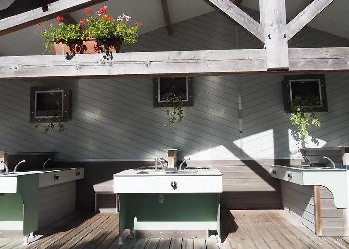 Camping Le Puits De L'auture 4*